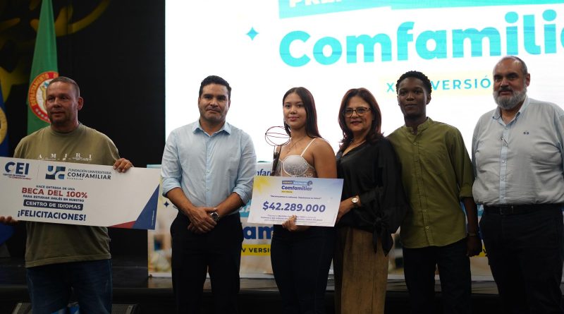 Camila Valencia Higuita, ganadora del premio Bachiller Comfamiliar 2025